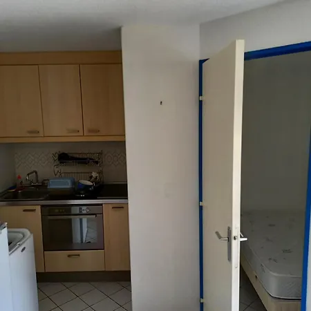 A 500m Des Plages Апартаменты